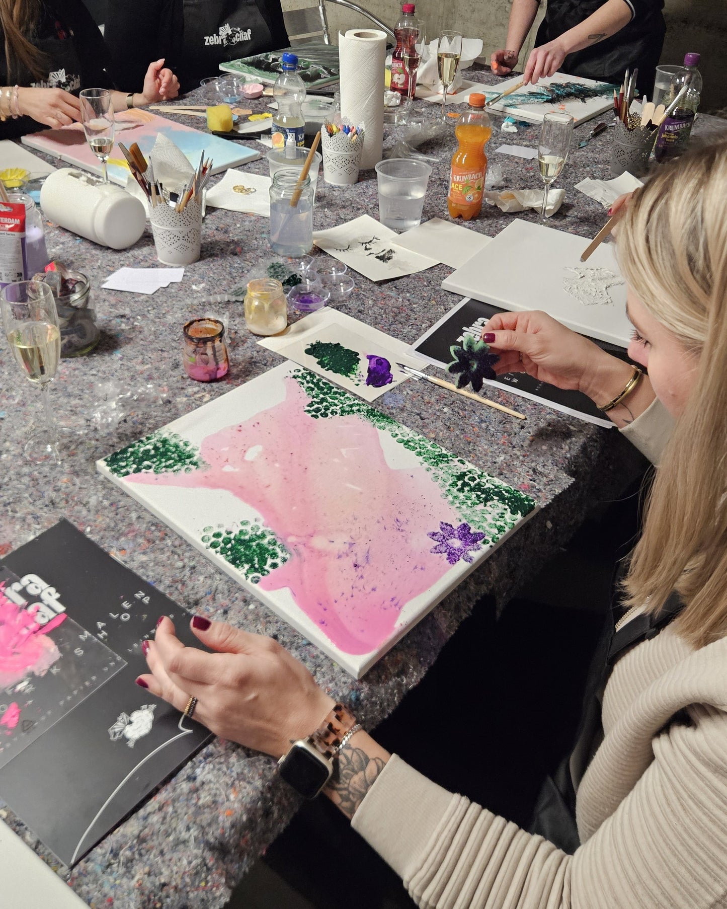 Kreativer Junggesellinnen Abschied